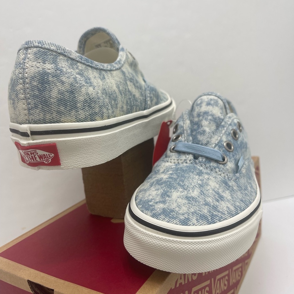 Vans Men’s Authentic (Denimistry) Winter Sky Marshmallow Sneakers
VN0A5HZS9FM - Picture 8 of 16